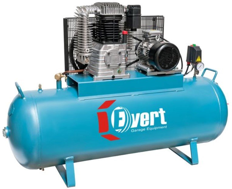 Compressed air compressors and tire inflators K, 4 kW 400V 15 bar, 700l/min., 300L  Art. EVERTK300700